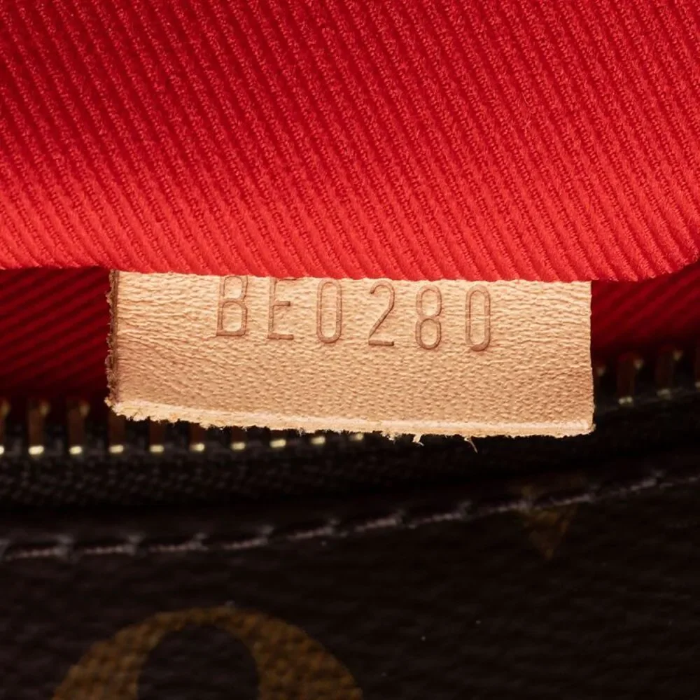 Louis Vuitton Monogram Canvas Carry It Tote